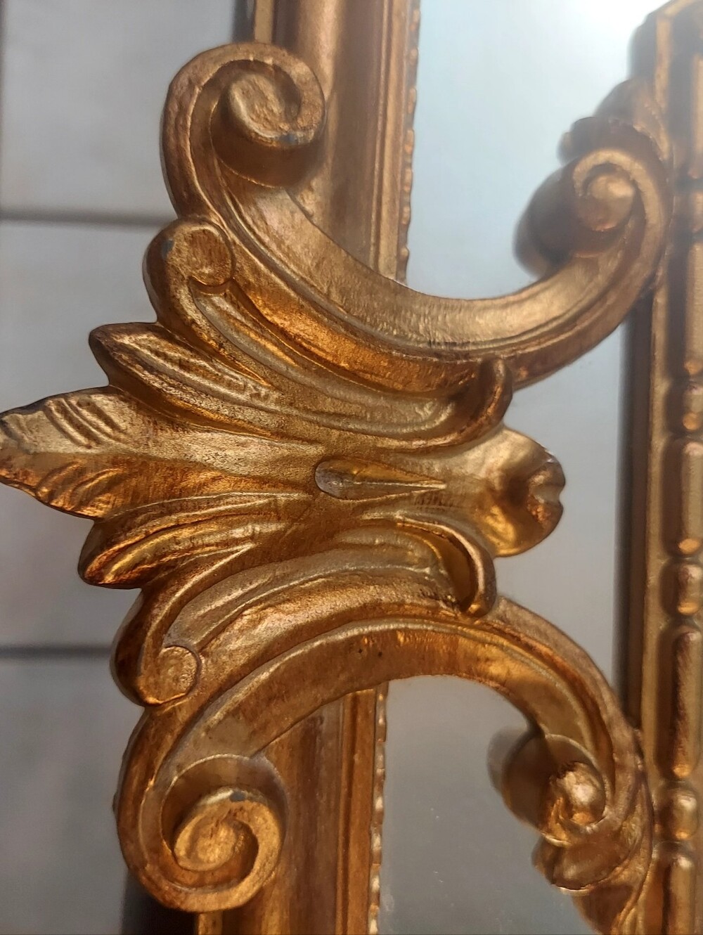 Italian Wall Mirror - Picture 5 of 7